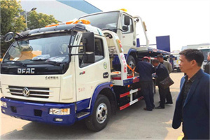 徐行镇汽车道路救援拖车价格